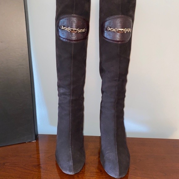 GUCCI Suede Boots - Picture 2 of 7